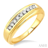 1/6 Ctw Round Diamond Men's Ring in 14K Yellow Gold