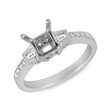 14 KT Rounds Shape White Gold Engagement Ring